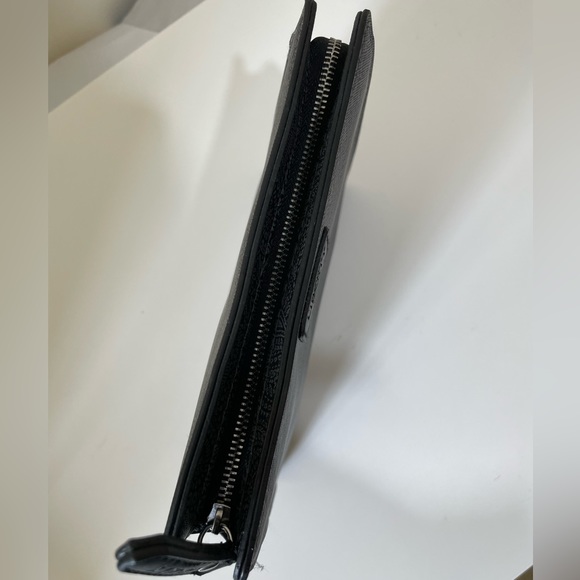 Liberty London For British Airways First Class Black Paisley Toiletry Bag - Picture 8 of 10